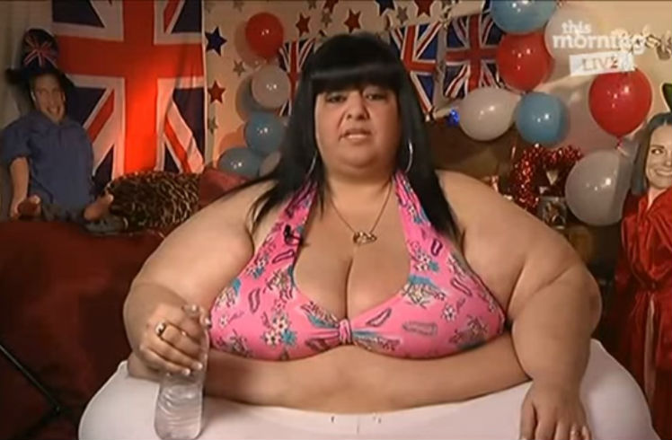 Patty Sanchez em programa em 2011, quando tinha 324kg. Foto: Reprodução \ Youtube