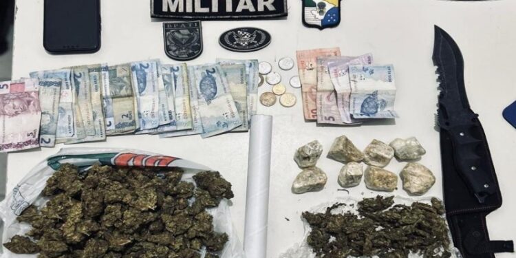 BPATI prende dois suspeitos por tráfico de drogas e apreende entorpecentes em Lagarto